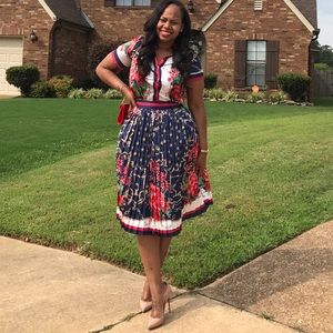Two piece red and blue like Gucci floral set.